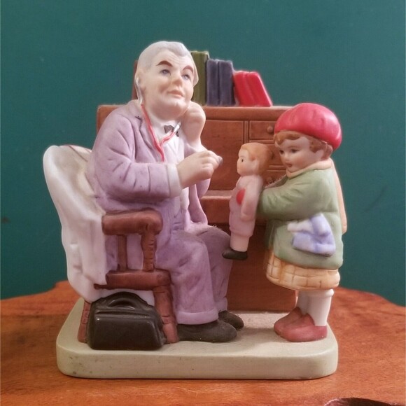 6 Vintage Norman Rockwell Porcelain Figurines Danbury Mint - Picture 4 of 13